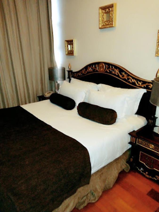 Room In Lodge - Owu Crown Hotel, Ибадан Екстериор снимка